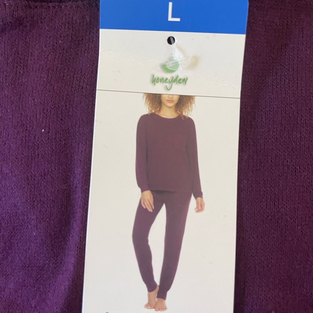 Ladies pajamas